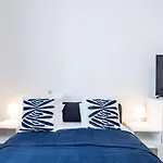 - Modern - Cozy - At River Διαμέρισμα Βουδαπέστη