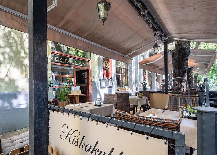 - Modern - Cozy - At River 布达佩斯