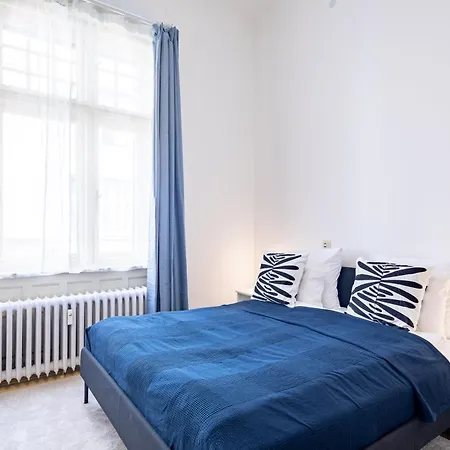 - Modern - Cozy - At River شقة بودابست