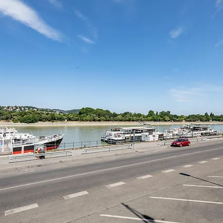 شقة - Modern - Cozy - At River *