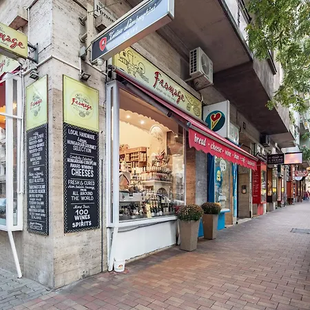 - Modern - Cozy - At River * بودابست