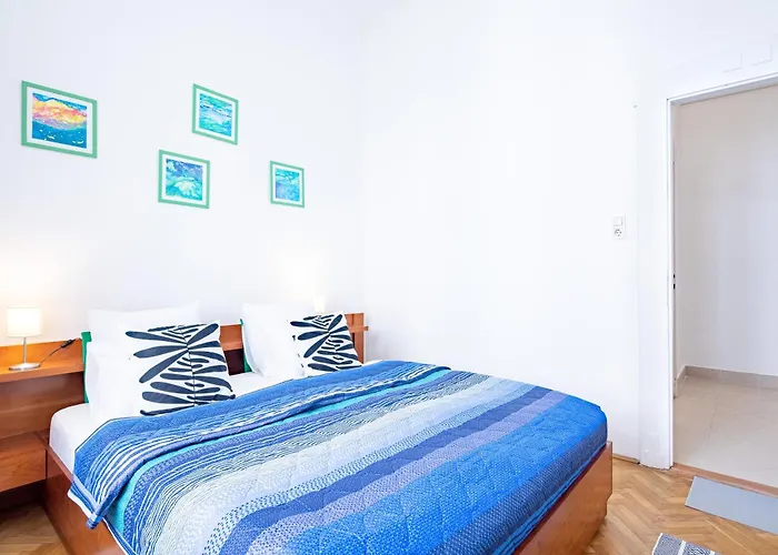 - Modern - Cozy - At River * بودابست
